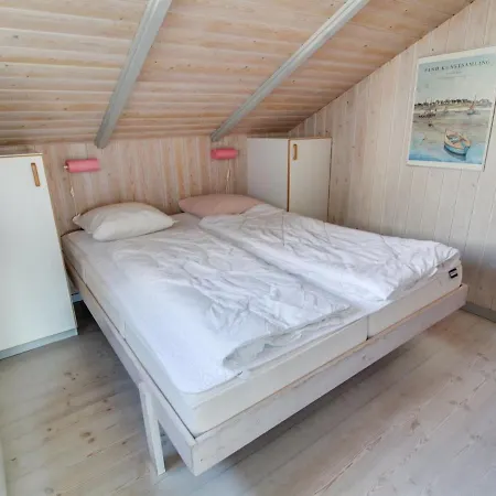 Holiday home Wikar - 50m From The Sea In Western Jutland By Interhome