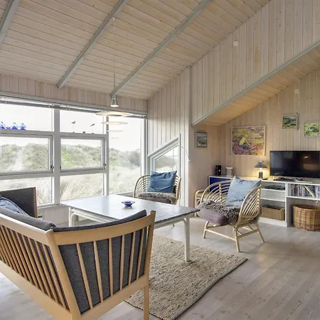 Holiday home Wikar - 50m From The Sea By Interhome