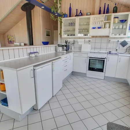 Wikar - 50m From The Sea By Interhome Фанё